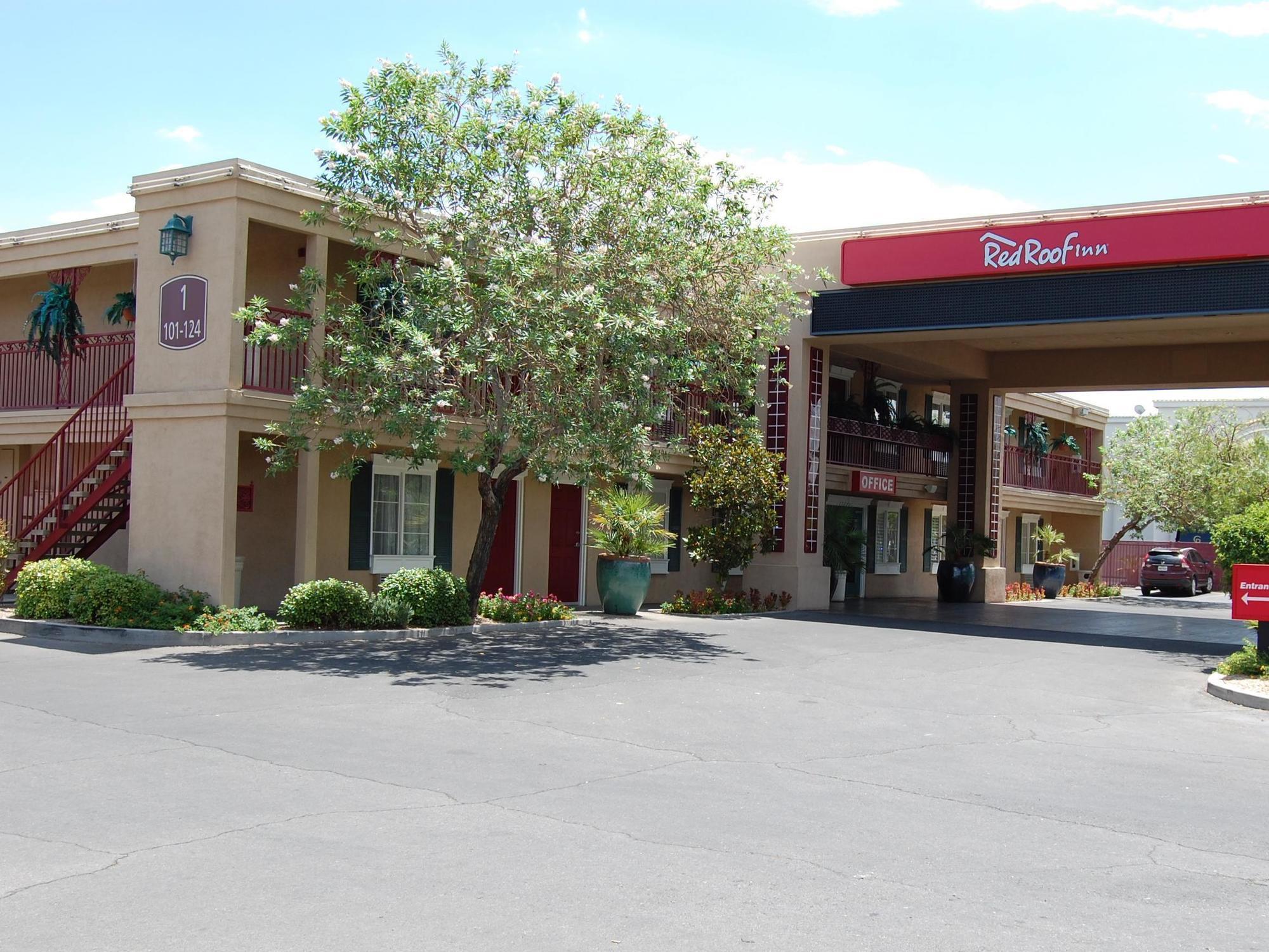 Red Roof Inn Las Vegas Exterior photo