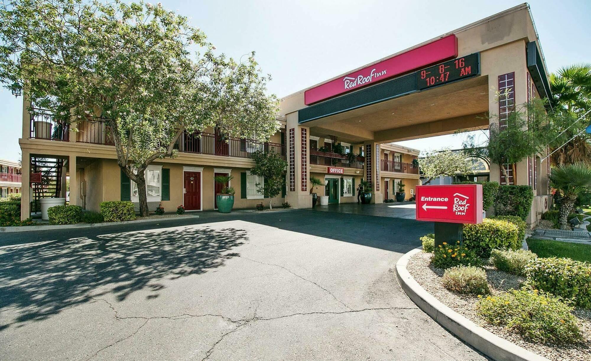 Red Roof Inn Las Vegas Exterior photo
